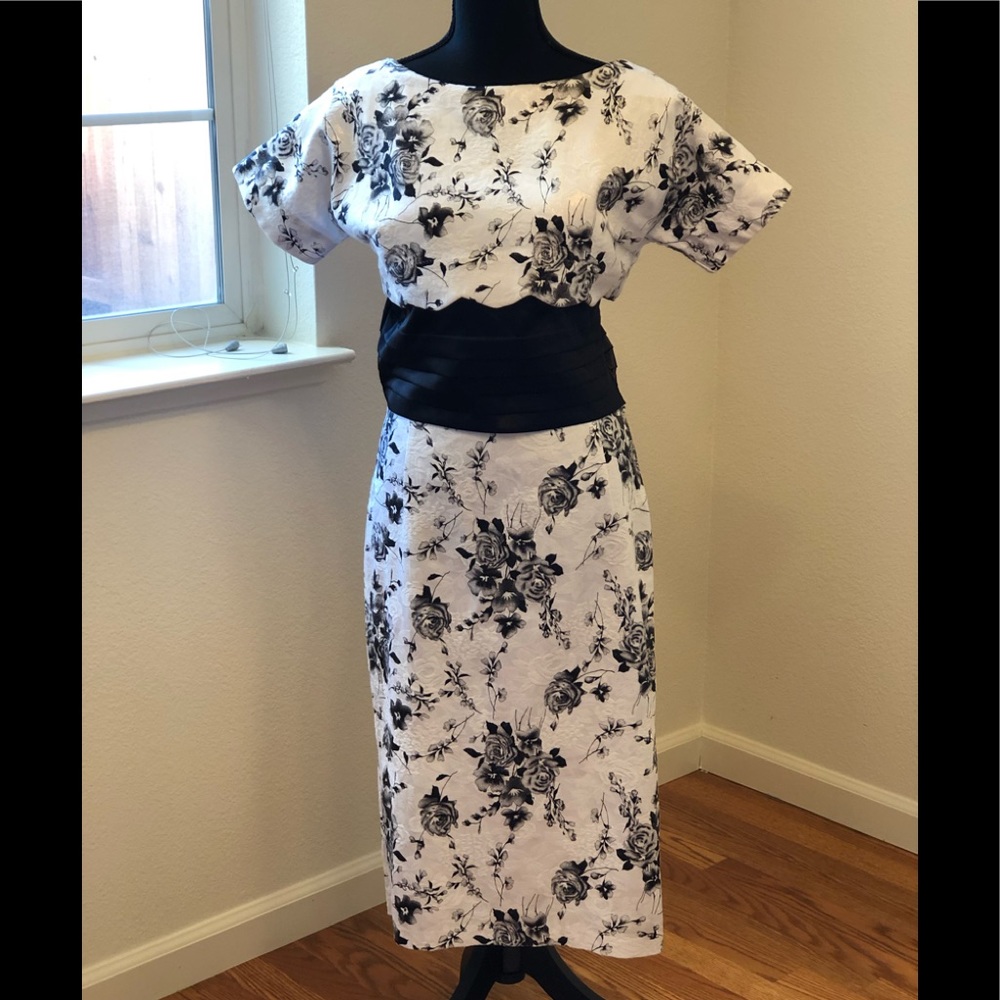 (NWOT). Dress. SWEET!!!SWEET SEXY - Picture 4 of 9